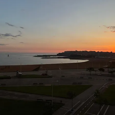 El Atico De La Playa Parking Gratis דירה